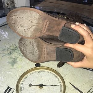 Rocket Dog Shoes - Brown ankle cowboy style booties- 8.5 Rocket Dog Shoes - Brown ankle cowboy style booties- 8.5